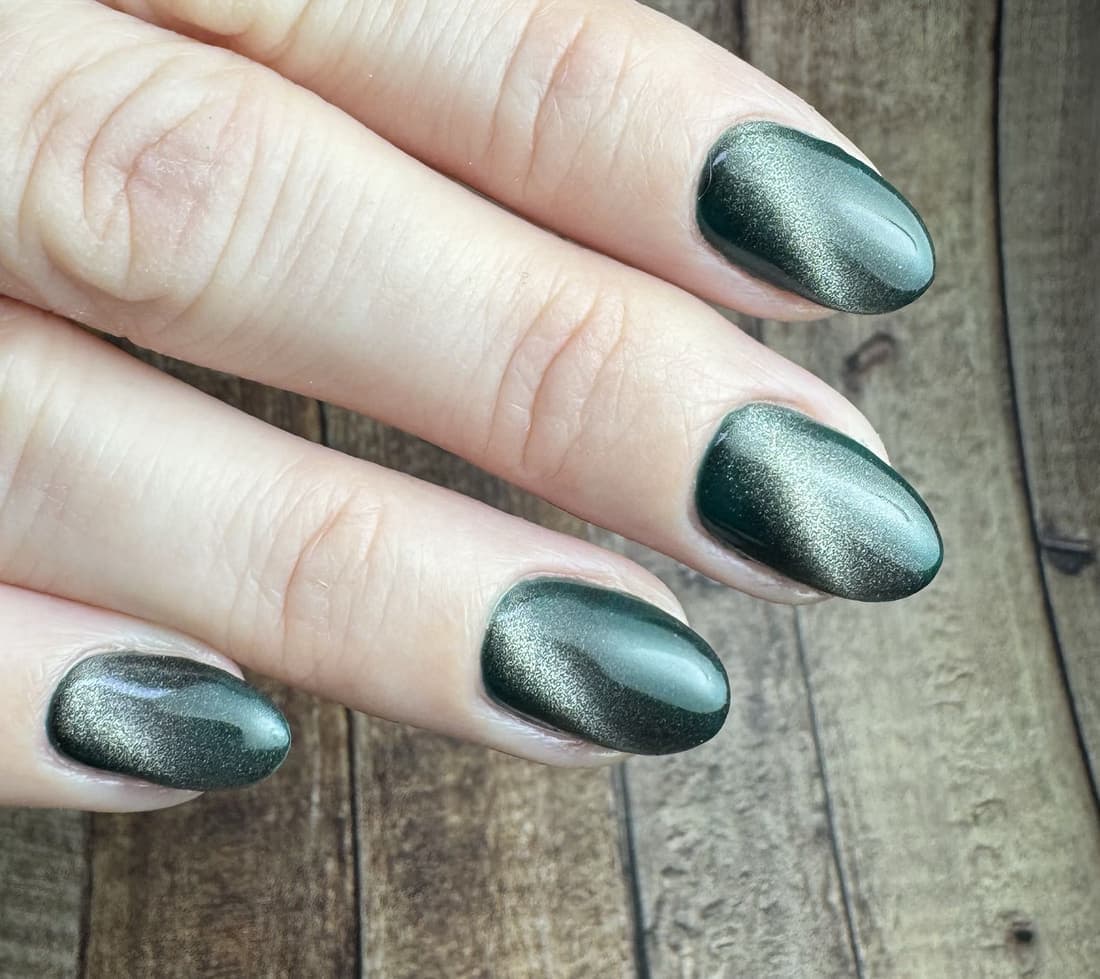 Manicure hybrydowy